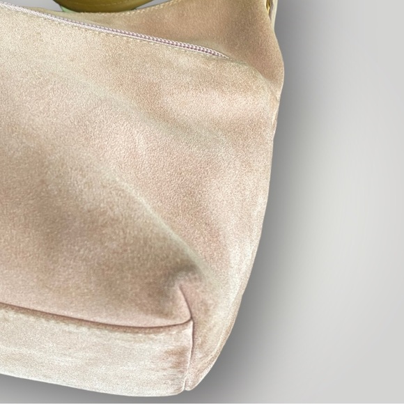 Vintage Gucci Blush Pink Suede Shoulder Bag - Picture 8 of 12